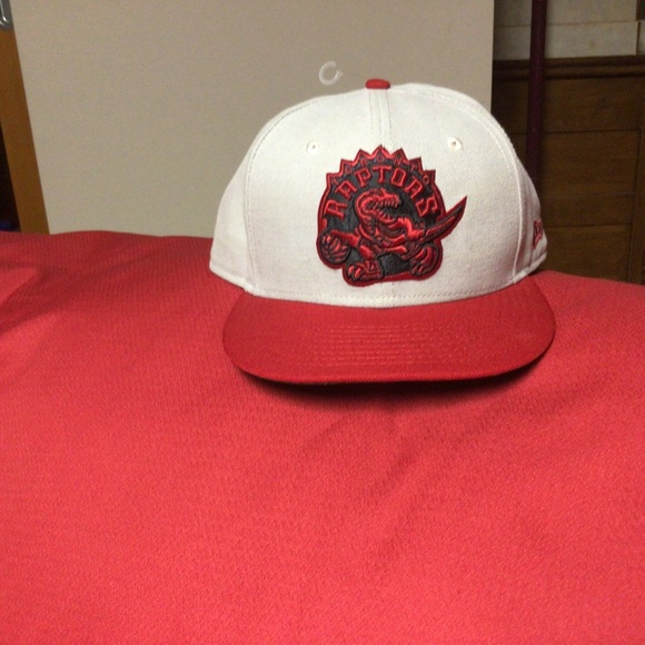 NBA TORONTO RAPTORS  hat - Picture 2 of 4